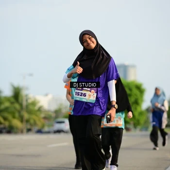 Runner Photo 8355513