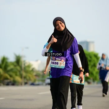 Runner Photo 8355520
