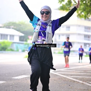 Runner Photo 8355555