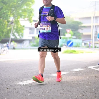 Runner Photo 8355575