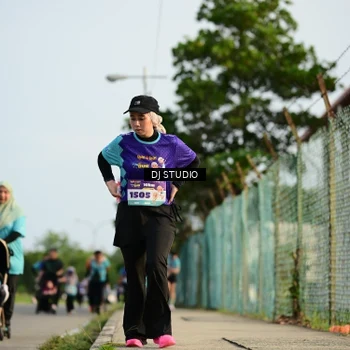 Runner Photo 8355643