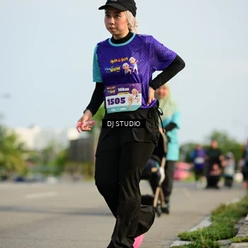 Runner Photo 8355654