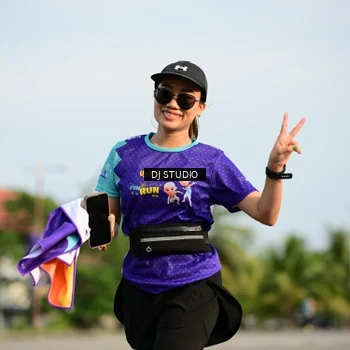 Runner Photo 8355737