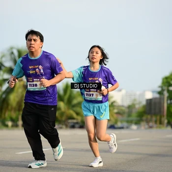 Runner Photo 8355766