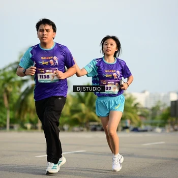 Runner Photo 8355767