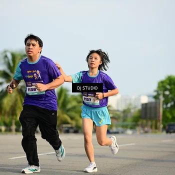Runner Photo 8355769
