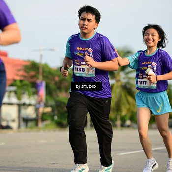 Runner Photo 8355772