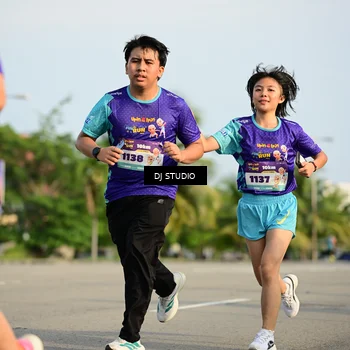 Runner Photo 8355775
