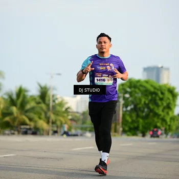 Runner Photo 8355781