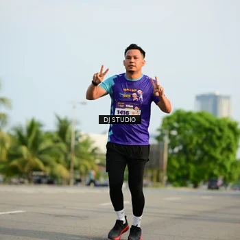 Runner Photo 8355787