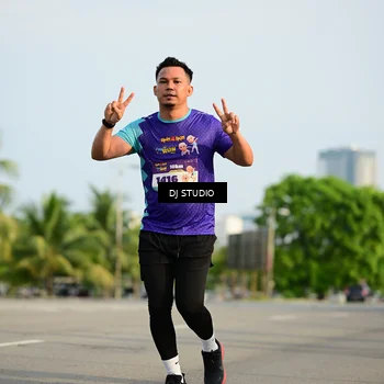 Runner Photo 8355789