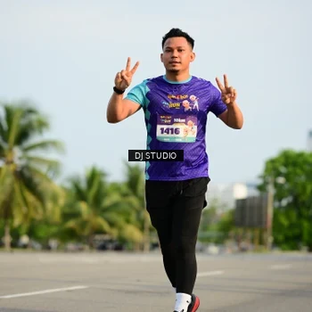 Runner Photo 8355791