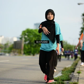 Runner Photo 8355796