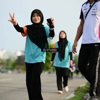 Runner Photo 8355806