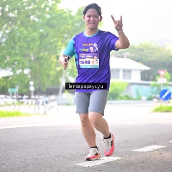 Runner Photo 8355821