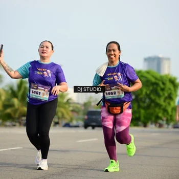 Runner Photo 8355873