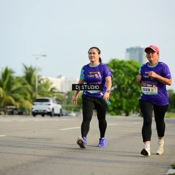 Runner Photo 8355897