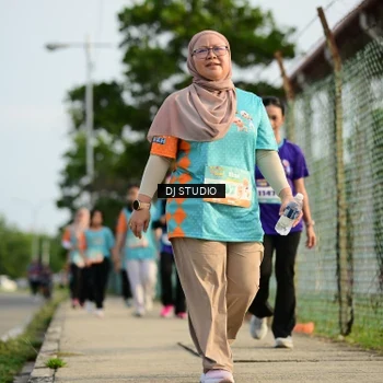 Runner Photo 8355899