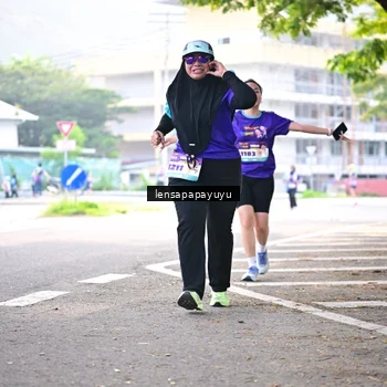 Runner Photo 8355901