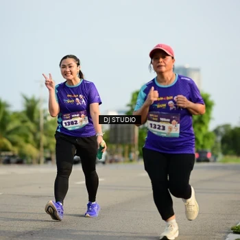 Runner Photo 8355908