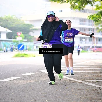 Runner Photo 8355912