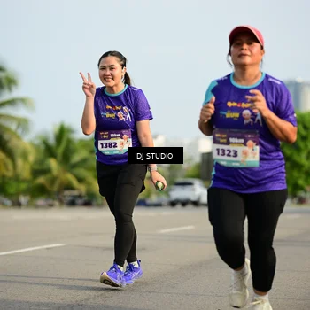 Runner Photo 8355914