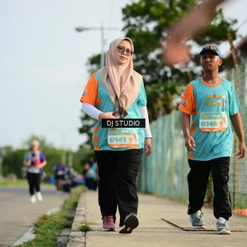 Runner Photo 8355944