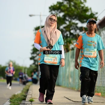 Runner Photo 8355954