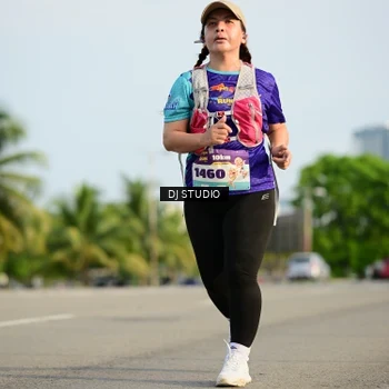 Runner Photo 8355971