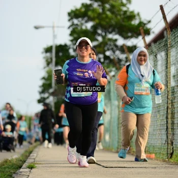 Runner Photo 8356005