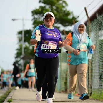 Runner Photo 8356007