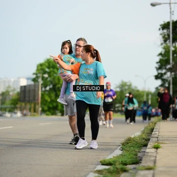 Runner Photo 8356055