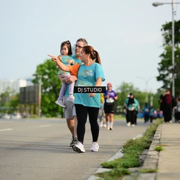 Runner Photo 8356058