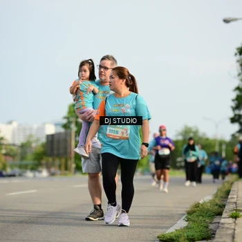 Runner Photo 8356061