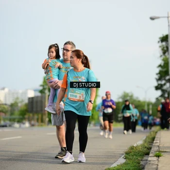 Runner Photo 8356063