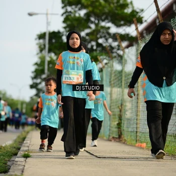 Runner Photo 8356065