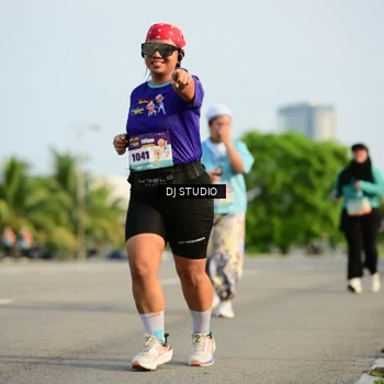 Runner Photo 8356083