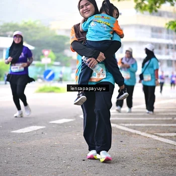 Runner Photo 8356085