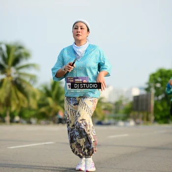 Runner Photo 8356100