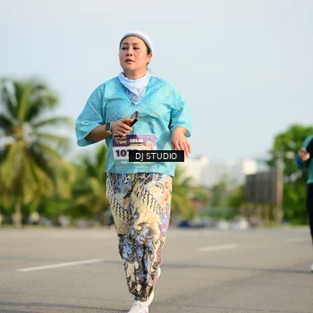 Runner Photo 8356101