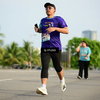 Runner Photo 8356117
