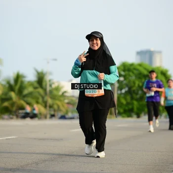 Runner Photo 8356131