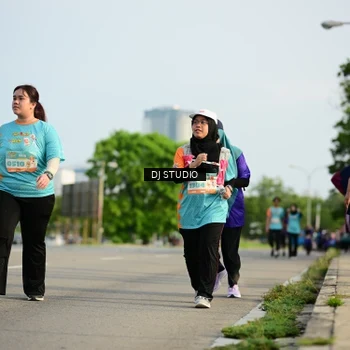 Runner Photo 8356145