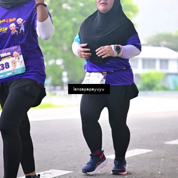 Runner Photo 8356172