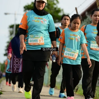 Runner Photo 8356242