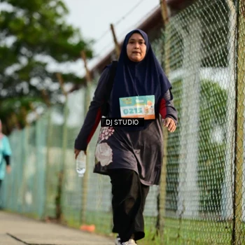 Runner Photo 8356343