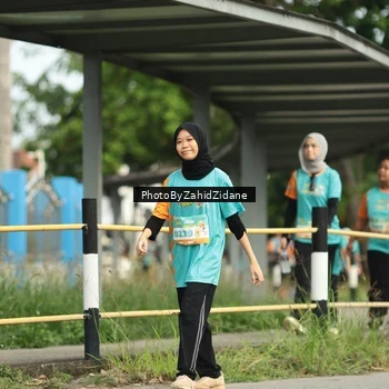 Runner Photo 8356389