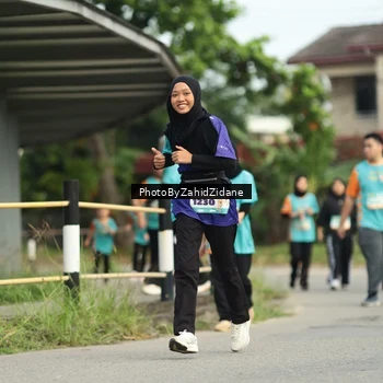 Runner Photo 8356395
