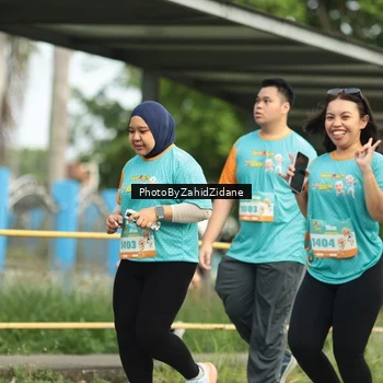 Runner Photo 8356400