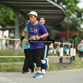 Runner Photo 8356407